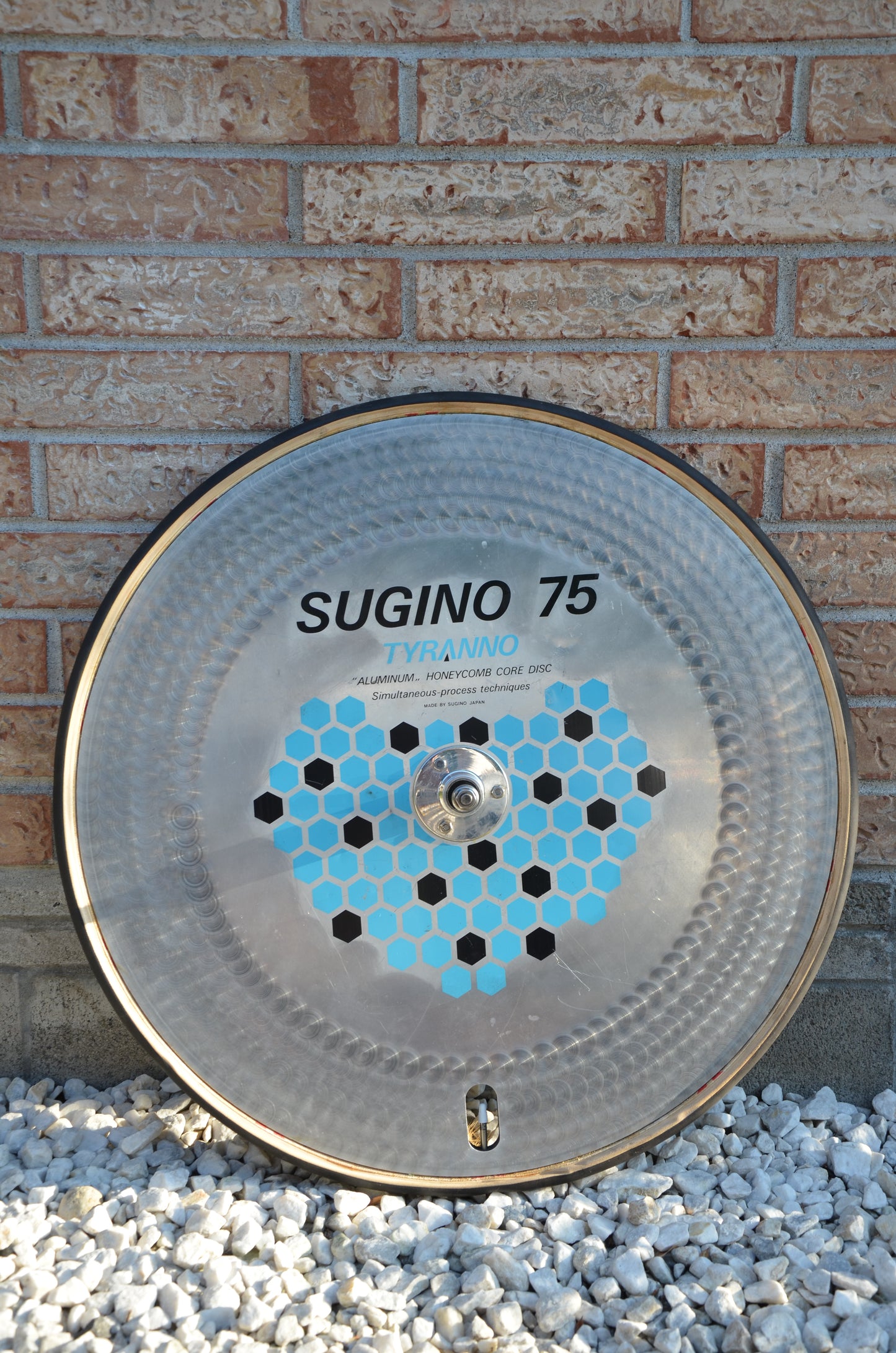 Sugino 75 Tyranno HoneyComb Disc Wheel Rear Track 700c Tubular