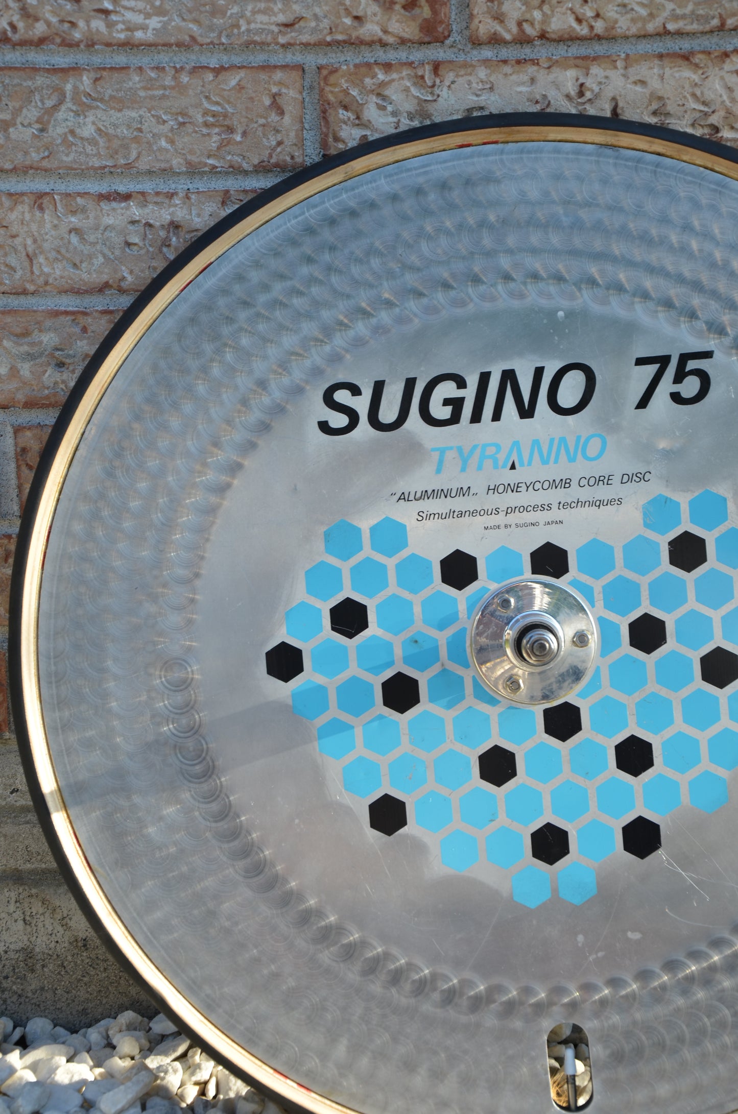Sugino 75 Tyranno HoneyComb Disc Wheel Rear Track 700c Tubular