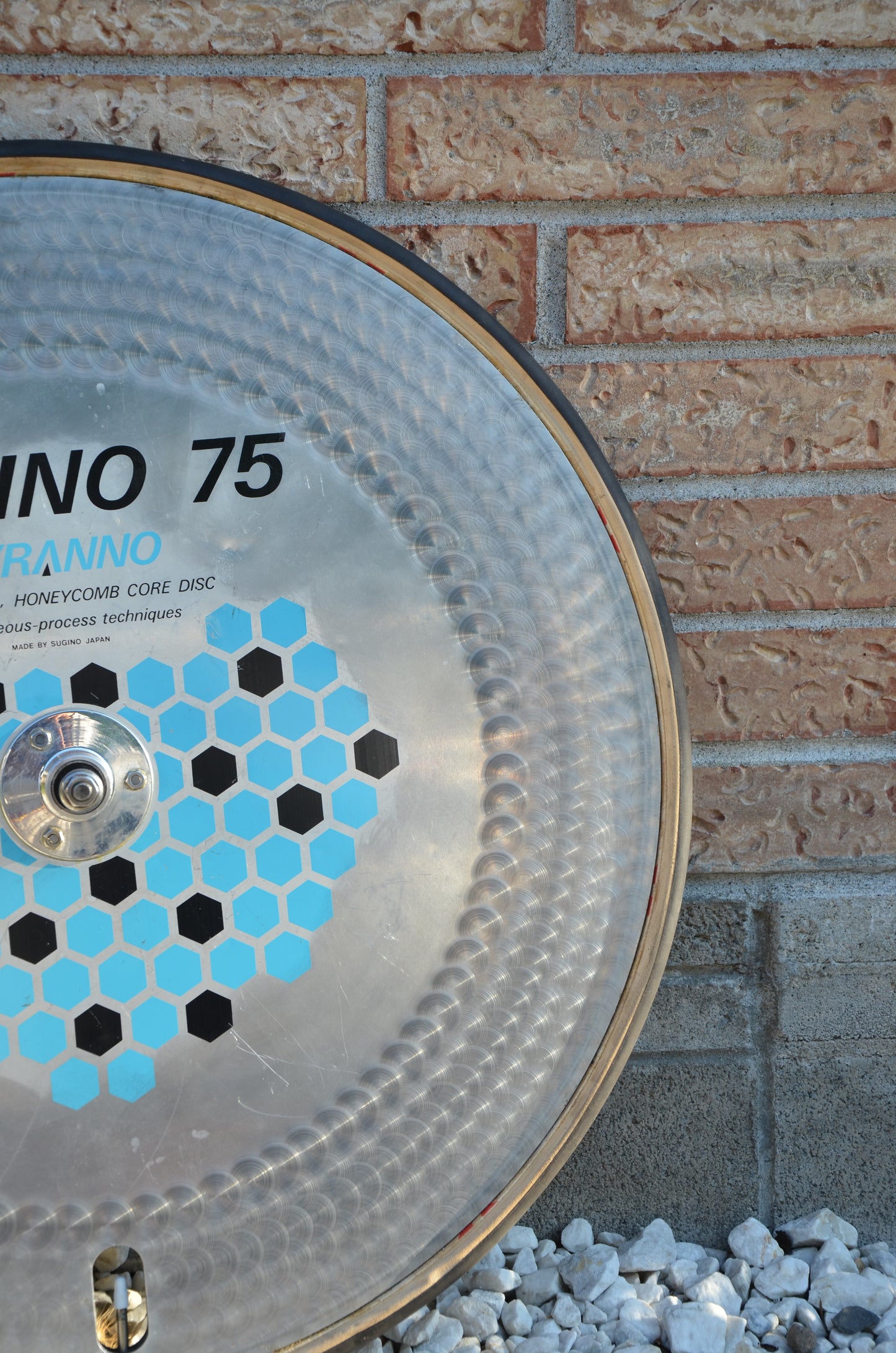 Sugino 75 Tyranno HoneyComb Disc Wheel Rear Track 700c Tubular