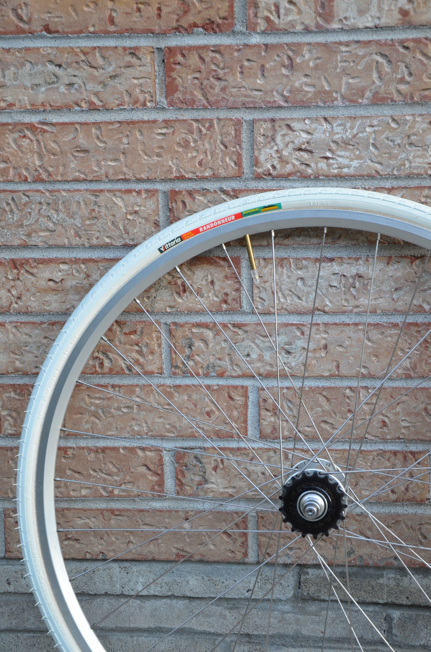 Velocity Aerohead Paul Component Track Hub 700c